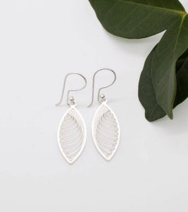 Gaviota Colombian Silver 'Ibague' Hook Earrings